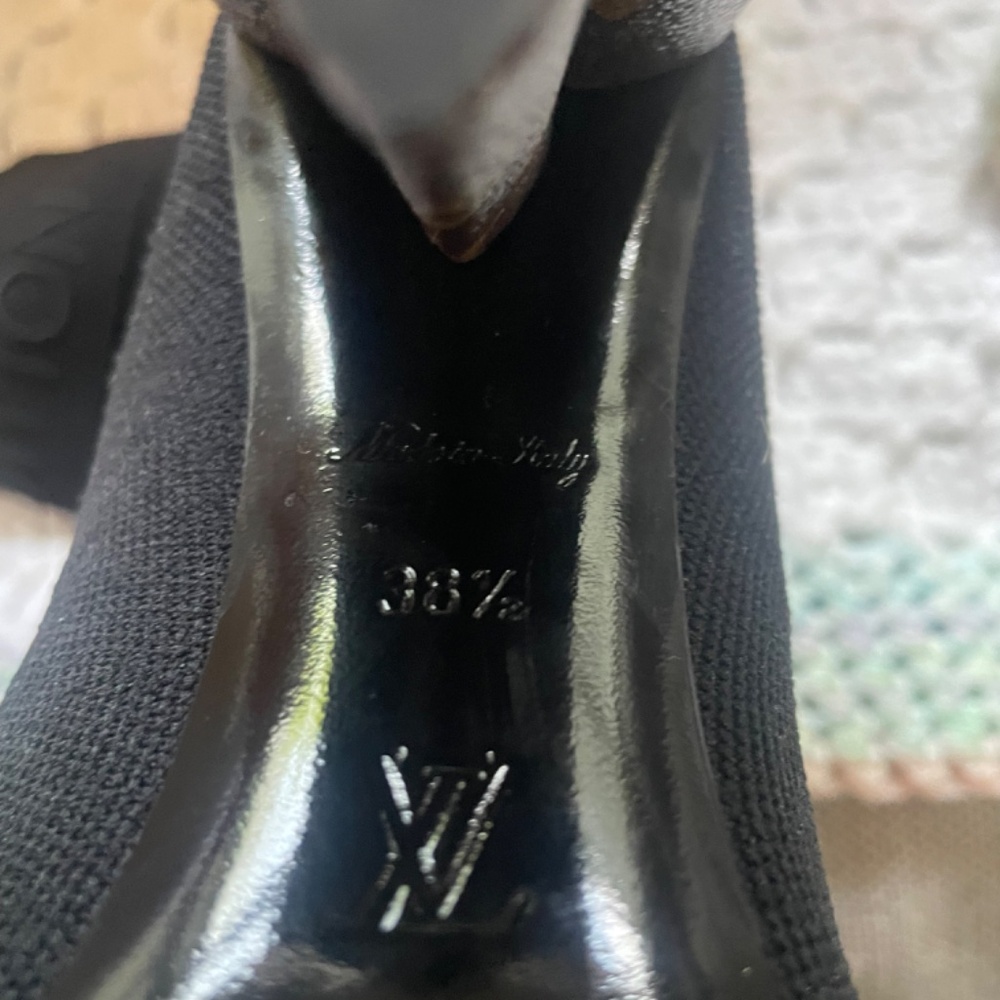 Black Louis Vuitton booties - Picture 7 of 8